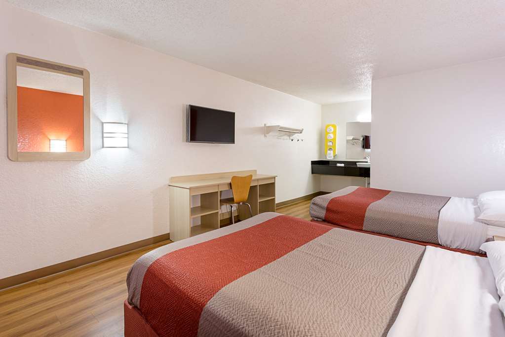 Motel 6-North Palm Springs, Ca - North Bilik gambar