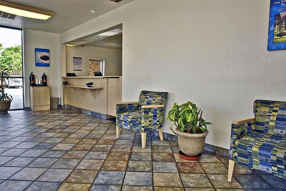 Motel 6-North Palm Springs, Ca - North Dalaman gambar