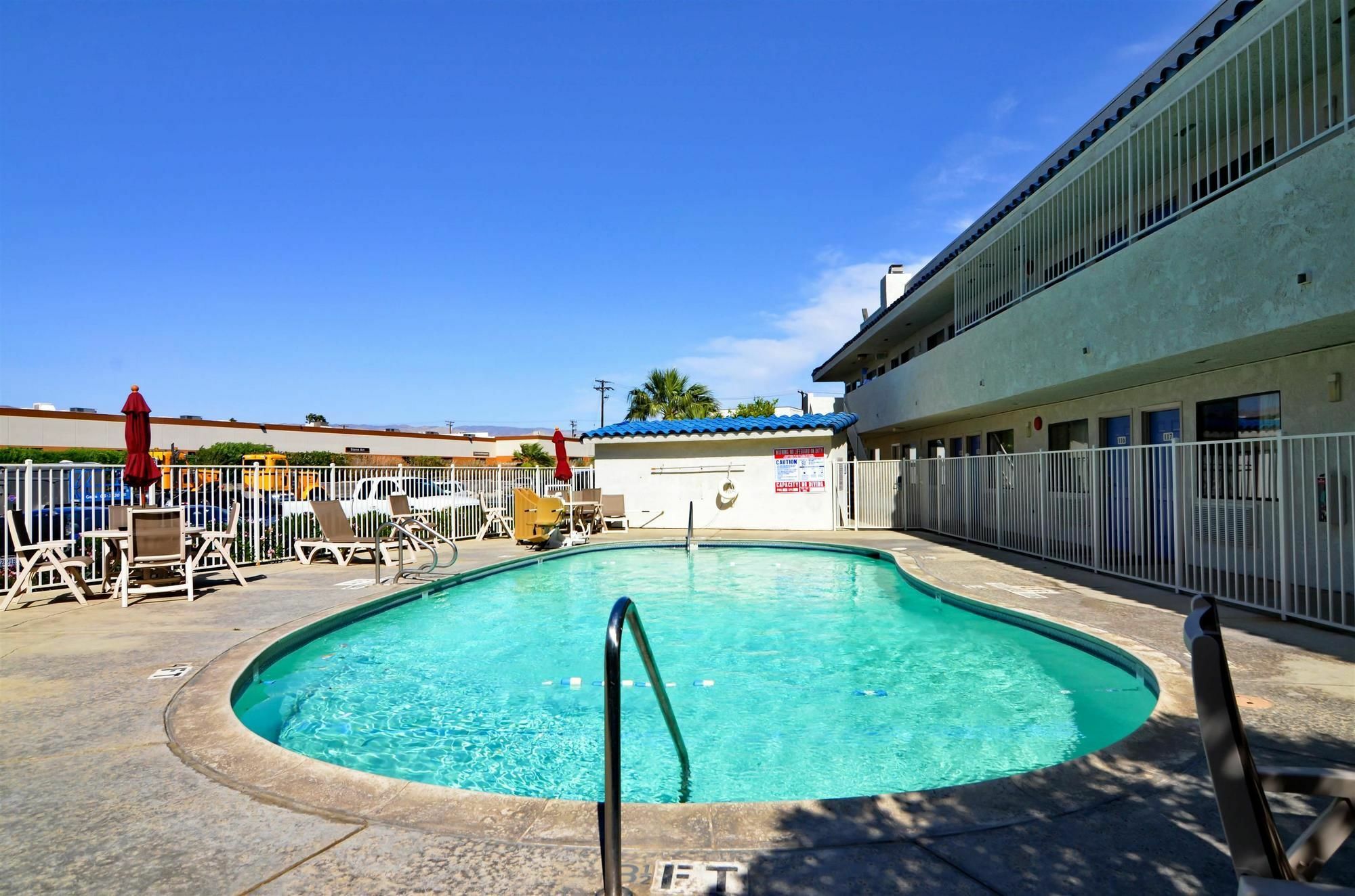 Motel 6-North Palm Springs, Ca - North Luaran gambar
