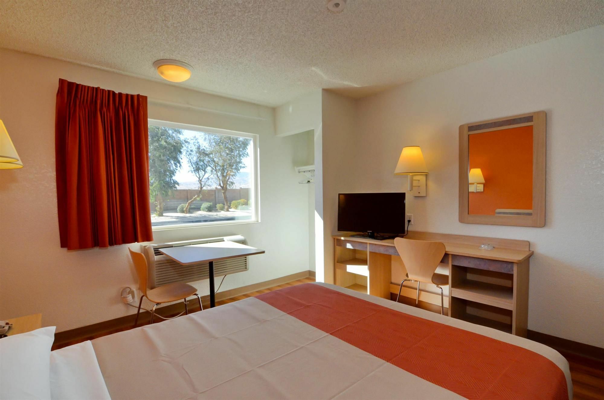 Motel 6-North Palm Springs, Ca - North Luaran gambar