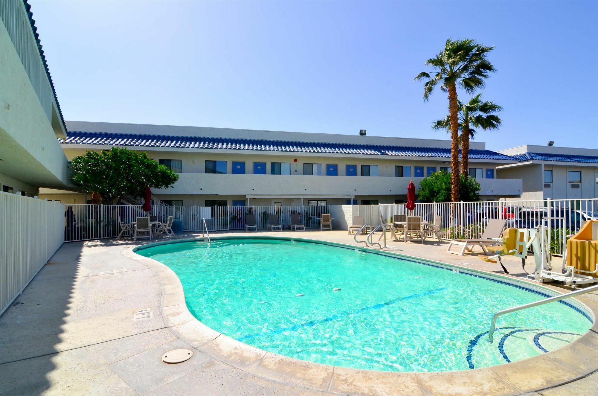 Motel 6-North Palm Springs, Ca - North Luaran gambar