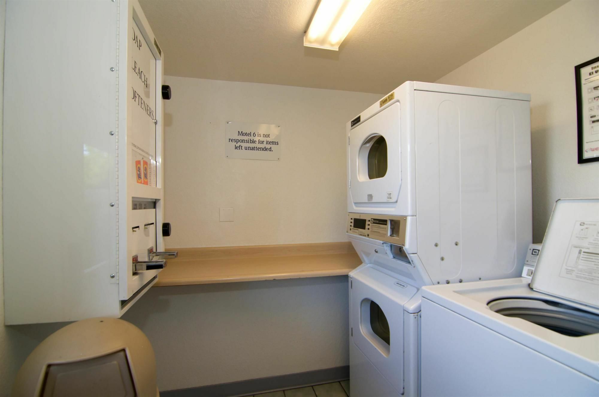 Motel 6-North Palm Springs, Ca - North Luaran gambar